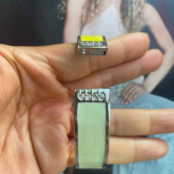 J crew  bold bangle - Picture 2 of 4